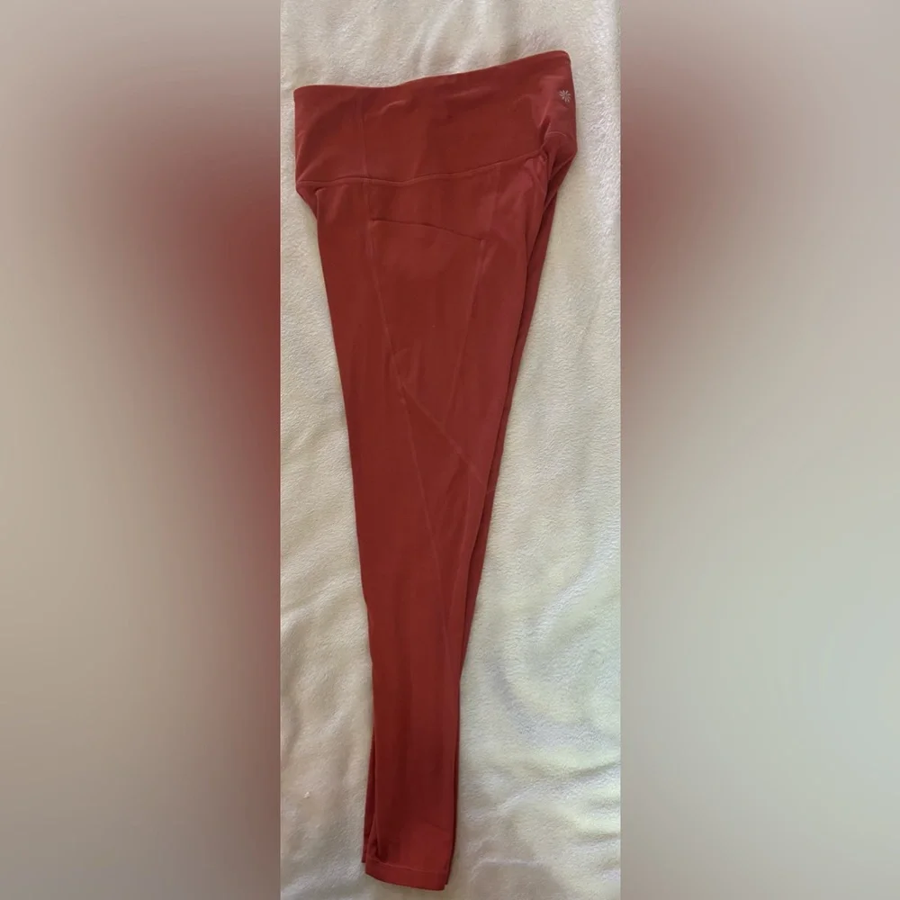 ATHLETA -Salutation Stash Tight Size Small - Picture 6 of 14